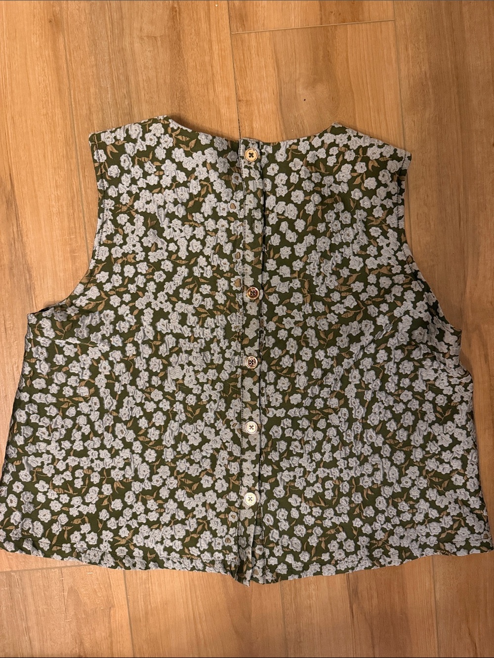 #315. BURU Olive Floral V-Neck Sleeveless Top - Picture 4 of 6